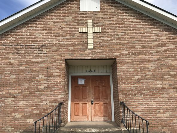 McGehee, AR Church Building and Land: 1602 S 1st St, McGehee, AR 71654
